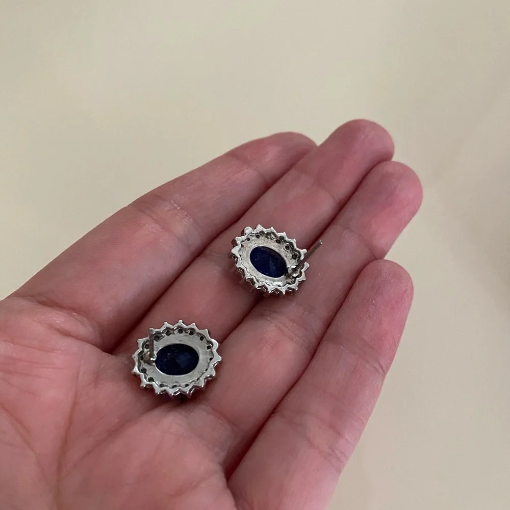 VINTAGE BLUE RHINESTONE OVAL POST STUD EARRINGS FAUX STONES
